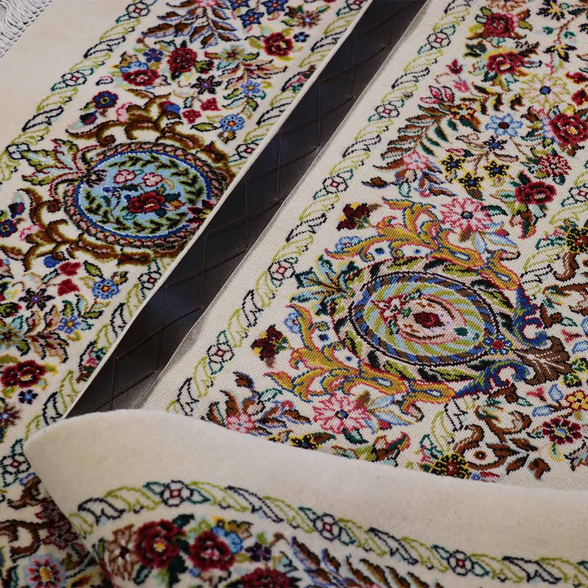 قالیچه دستباف نو چله ابریشم اندازه 2×1.5 متر